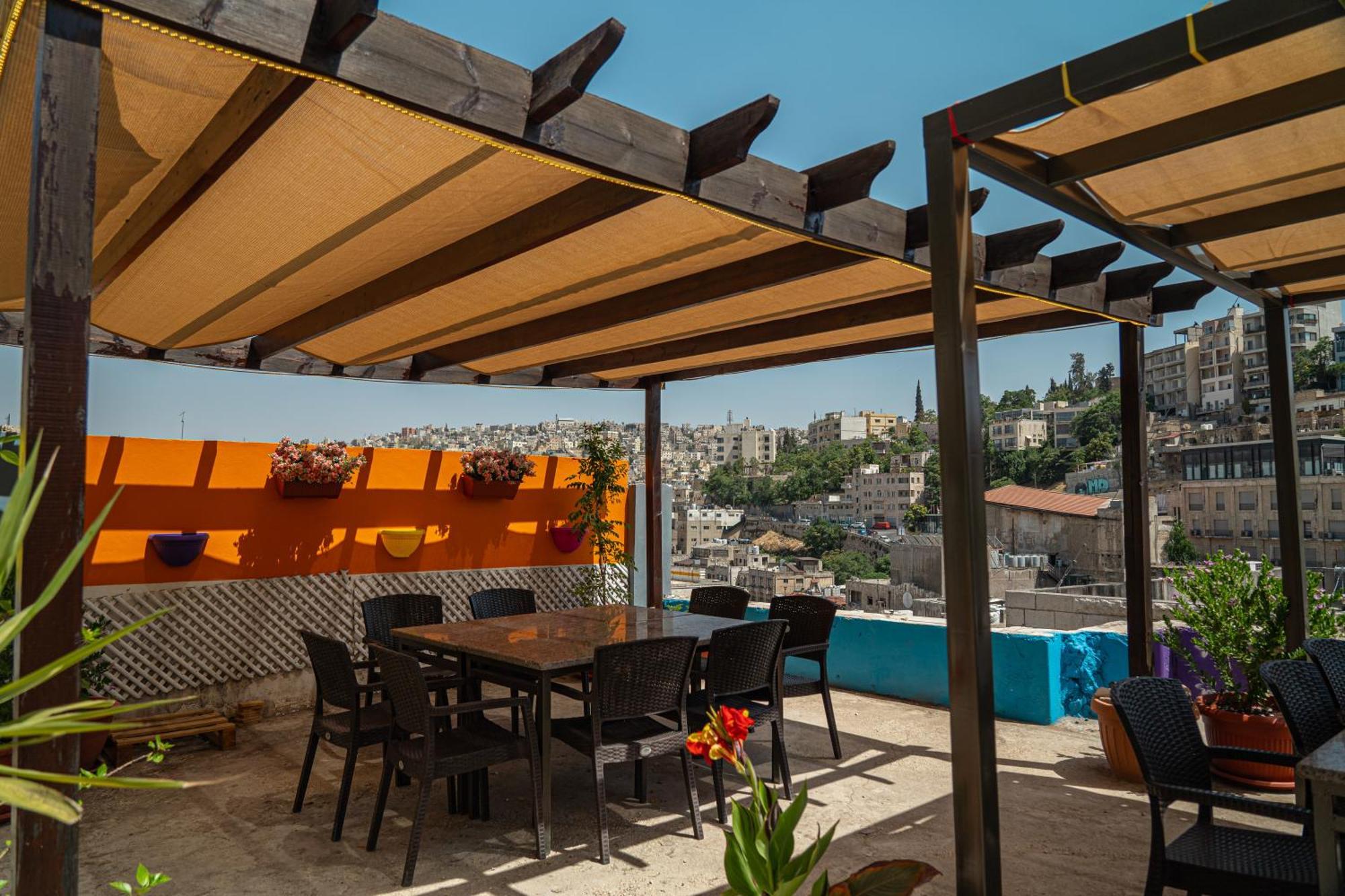 Gallery Hotel Amman Exterior photo